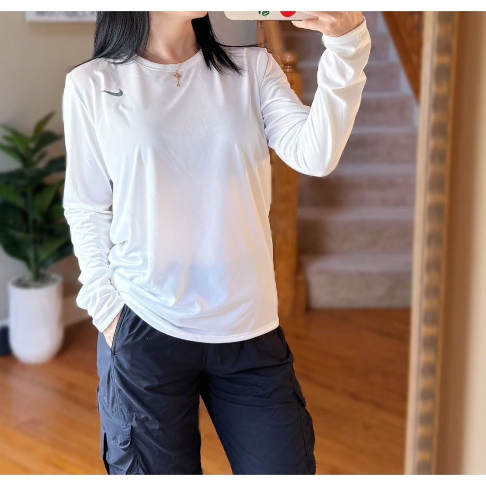 Nike Womens Legend Long Sleeve Training Shirt White Grey Size M Dry Fit